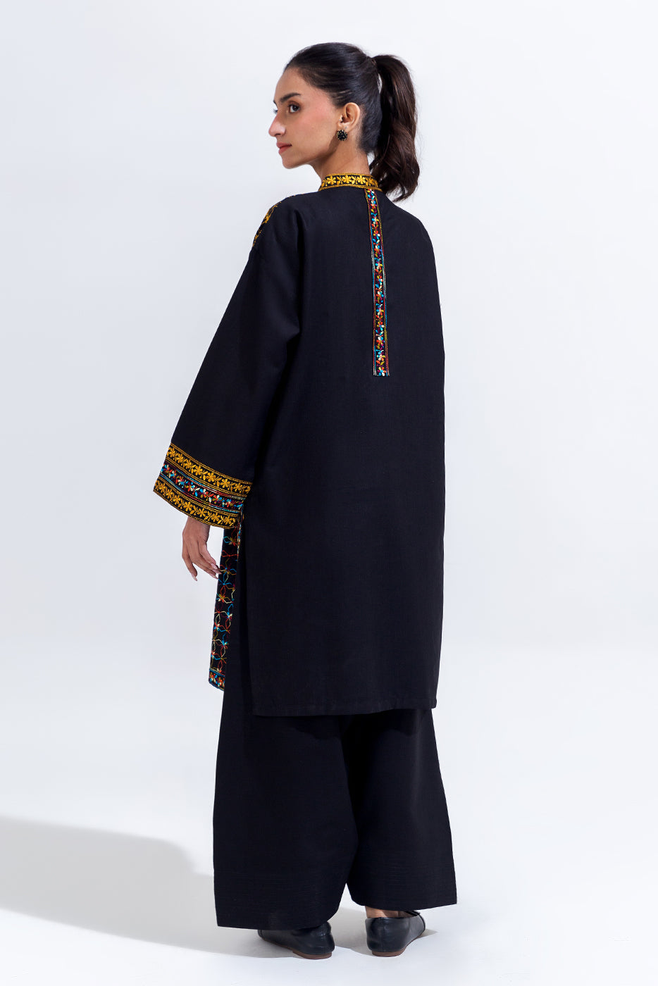 2 PIECE EMBROIDERED KHADDAR SUIT (PRET)