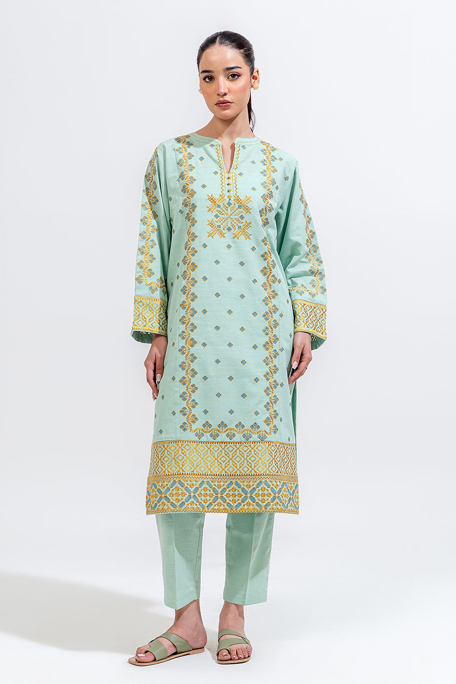 2 PIECE EMBROIDERED KHADDAR SUIT (PRET)