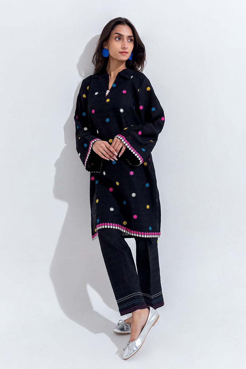 2 PIECE EMBROIDERED KHADDAR JACQUARD SUIT (PRET)