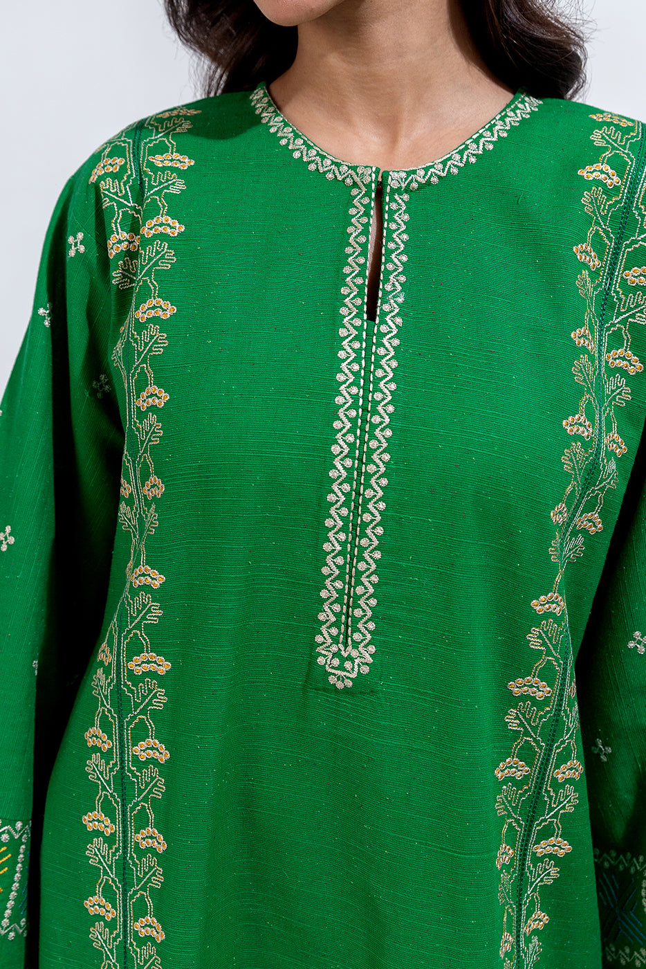 2 PIECE EMBROIDERED KHADDAR SUIT (PRET)