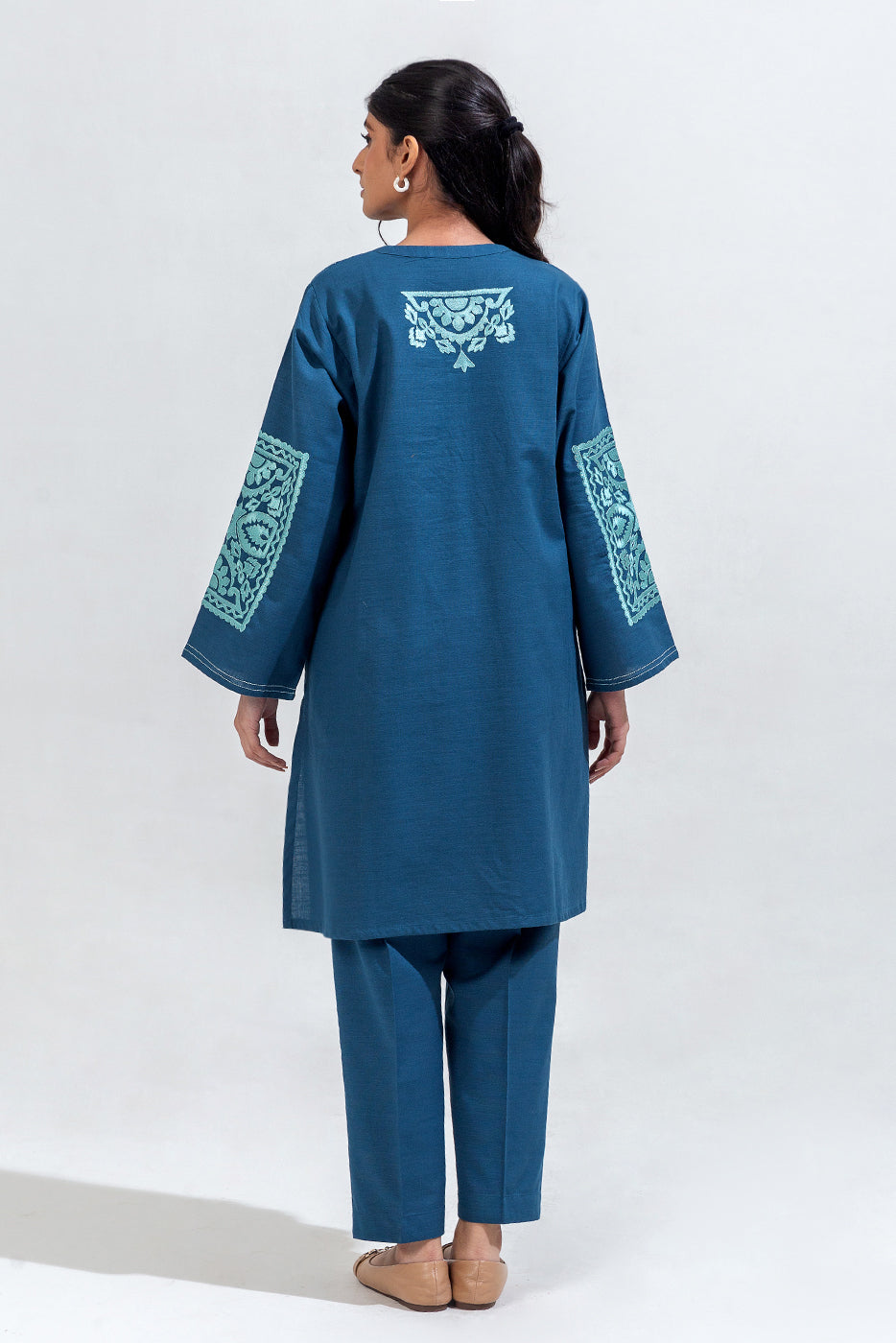 2 PIECE EMBROIDERED KHADDAR SUIT (PRET)