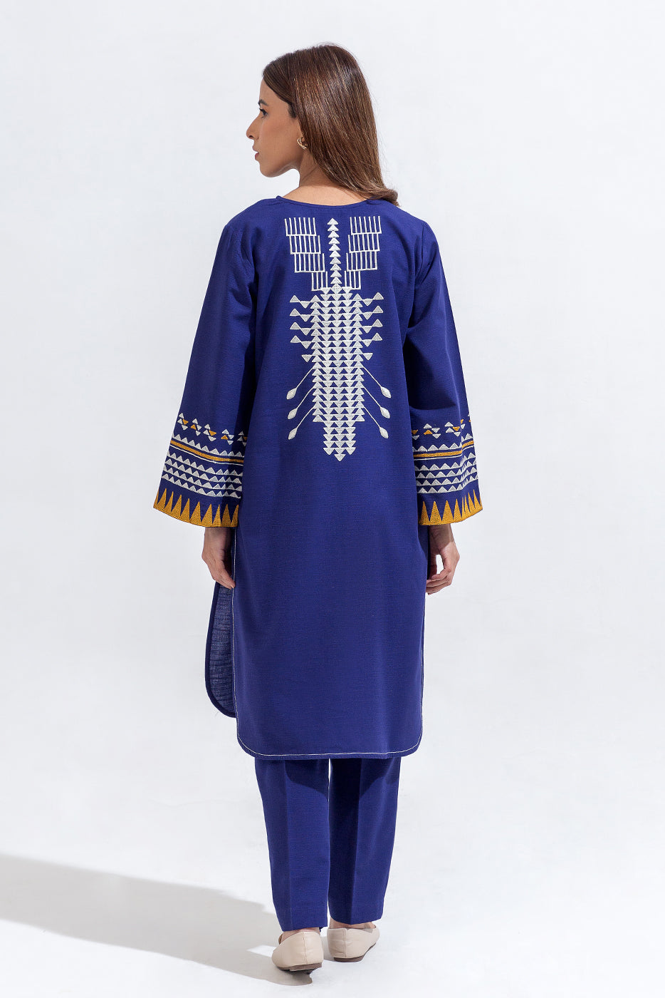 2 PIECE EMBROIDERED KHADDAR SUIT (PRET)