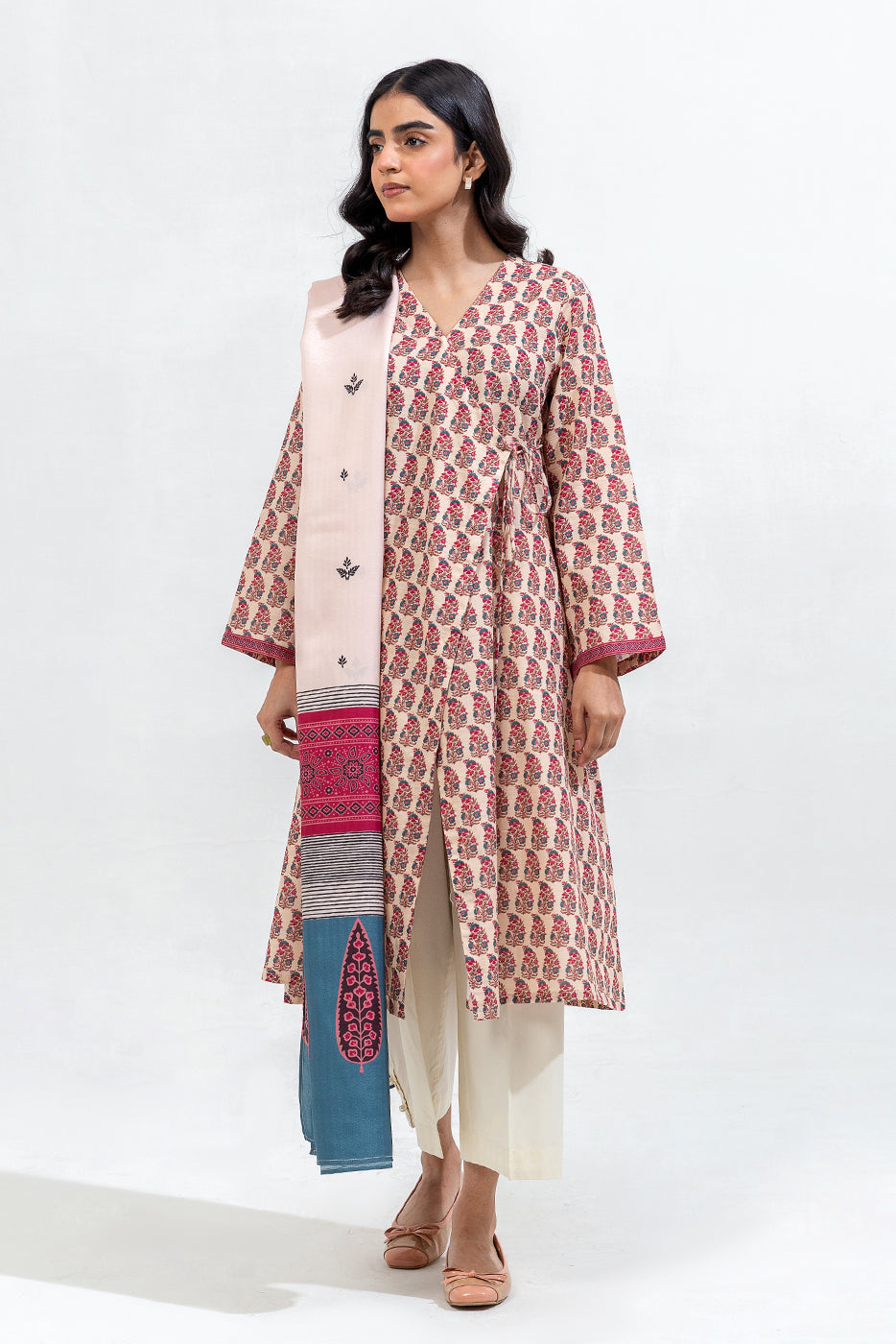 2 PIECE PRINTED KHADDAR SUIT (PRET)