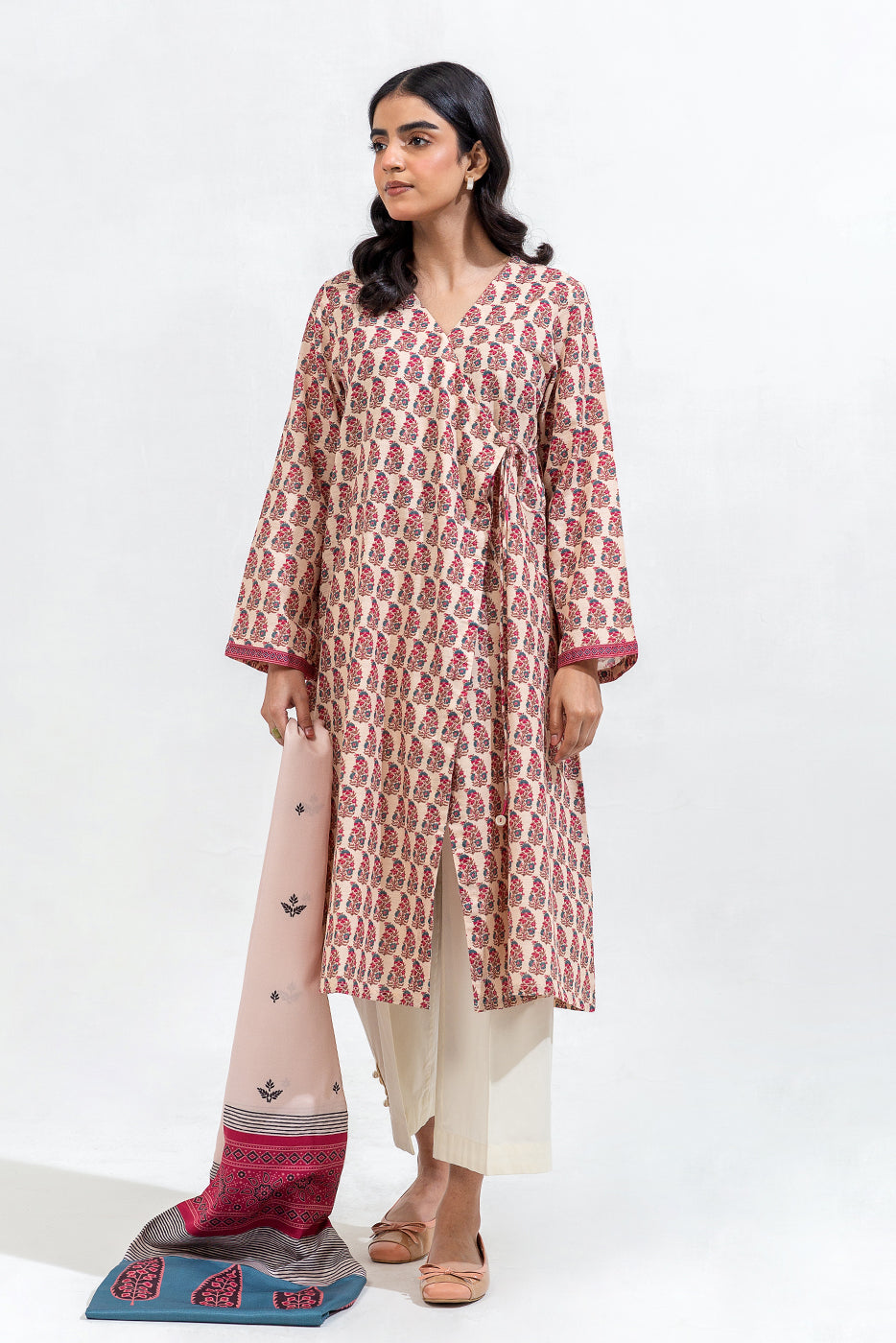 2 PIECE PRINTED KHADDAR SUIT (PRET)