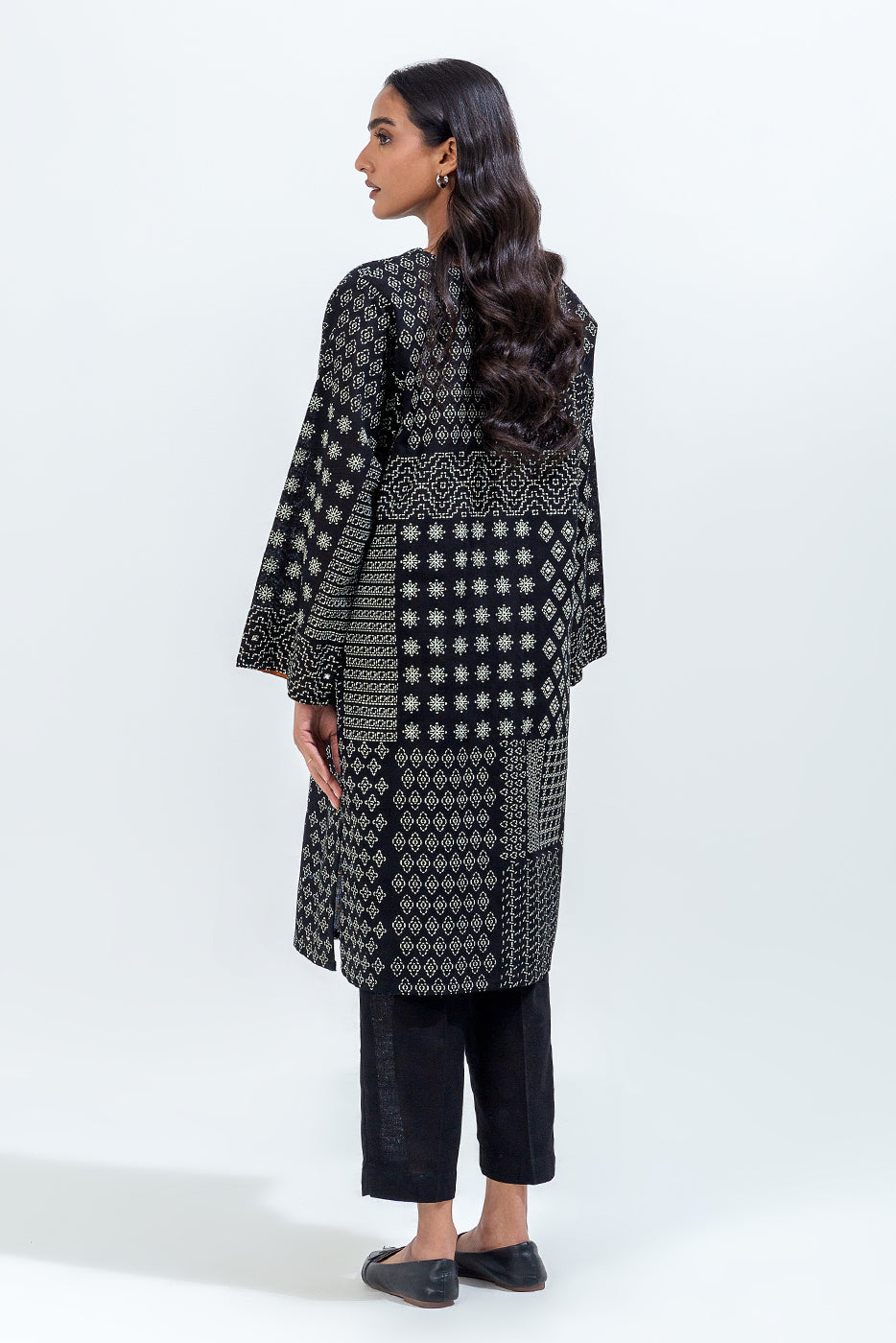 2 PIECE PRINTED KHADDAR JACQUARD SUIT (PRET)