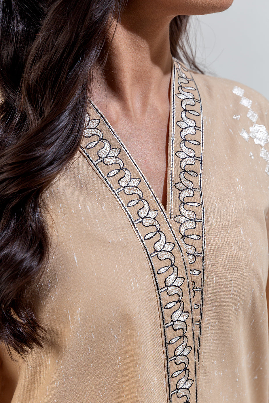 2 PIECE EMBROIDERED KHADDAR SUIT (PRET)