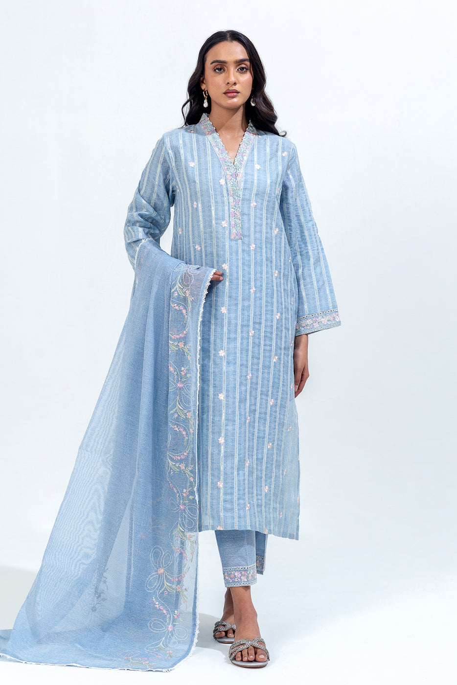 3 PIECE EMBROIDERED KHADDAR SUIT (PRET)