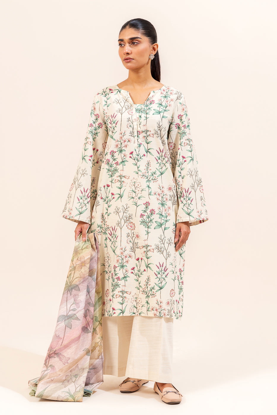 3 PIECE PRINTED KHADDAR SUIT-SAND BLOOM (UNSTITCHED)