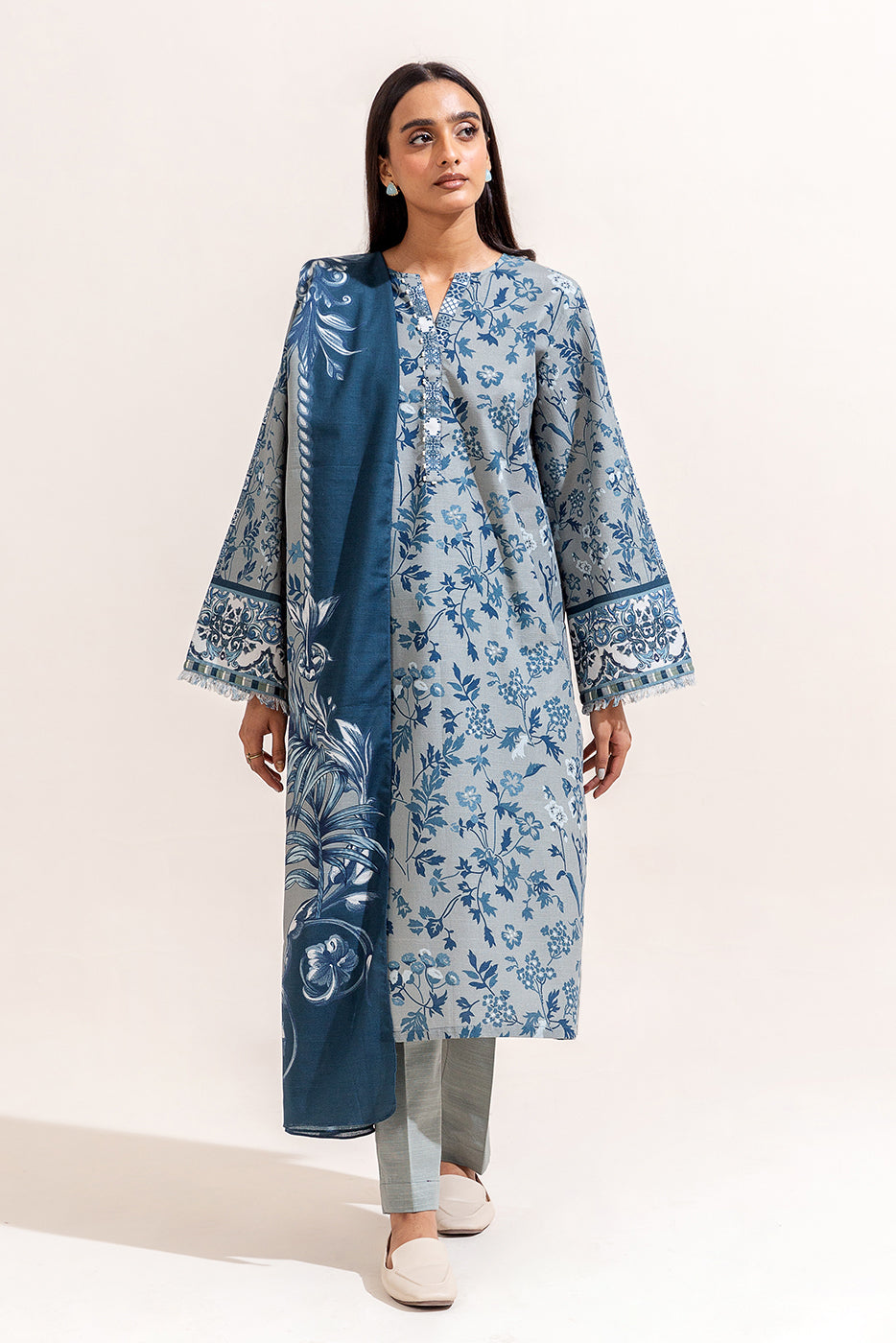 3 PIECE PRINTED KHADDAR SUIT-CERULEAN ASH (UNSTITCHED)