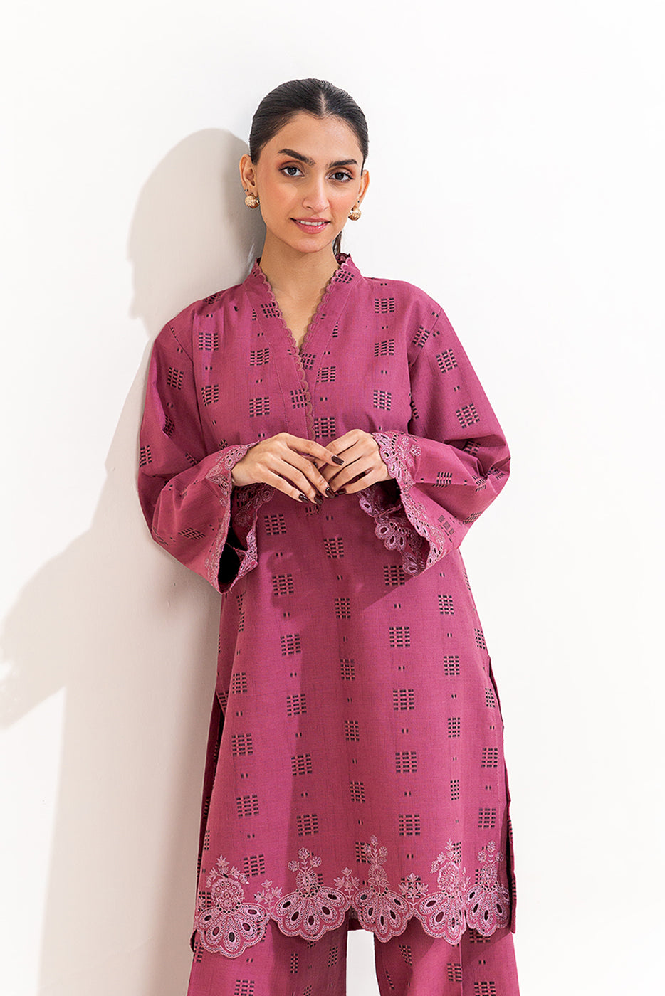 2 PIECE EMBROIDERED SELF JACQUARAD SUIT-CREPE PINK (UNSTITCHED)