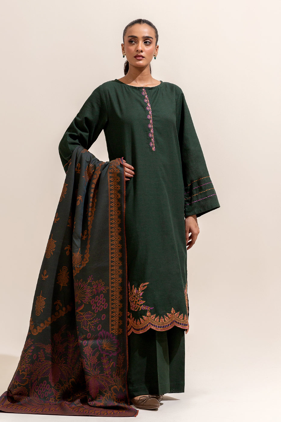 3 PIECE EMBROIDERED KHADDAR SUIT-JUNIPER SPECK (UNSTITCHED)