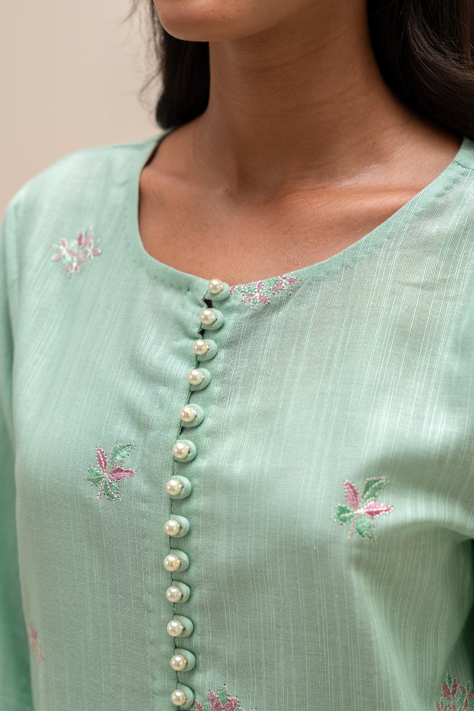 3 PIECE EMBROIDERED KHADDAR SUIT-MINT COLLISION (UNSTITCHED)