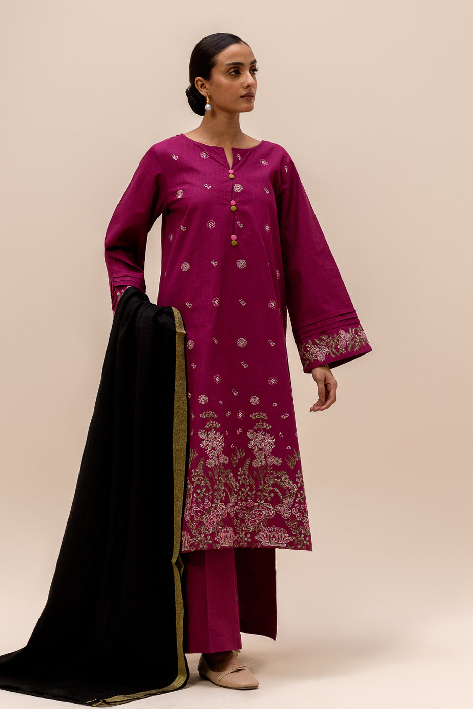 3 PIECE EMBROIDERED KHADDAR SUIT-MULBERRY TINGE (UNSTITCHED)