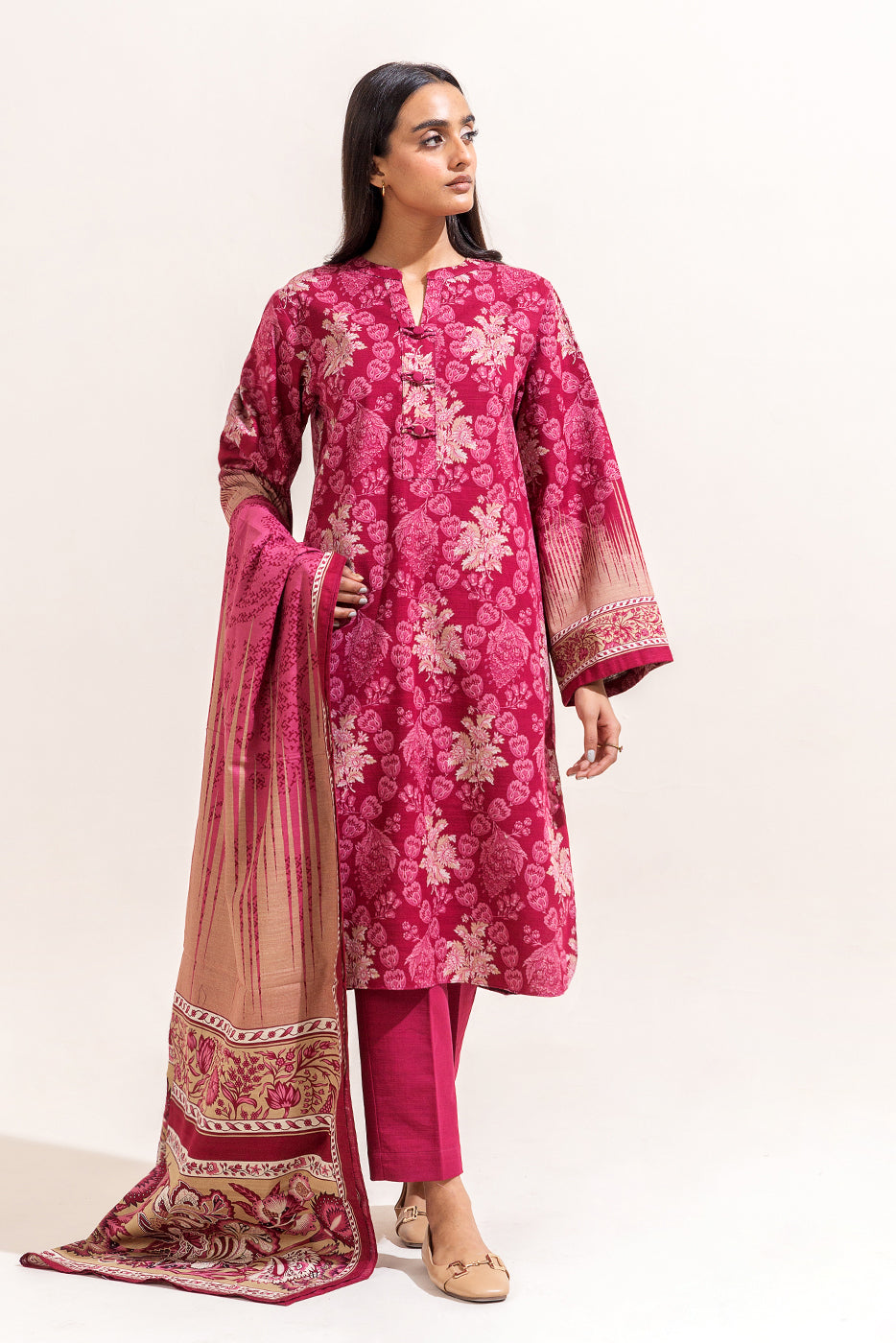 3 PIECE PRINTED KHADDAR SUIT-SCARLET BLOOM (UNSTITCHED)