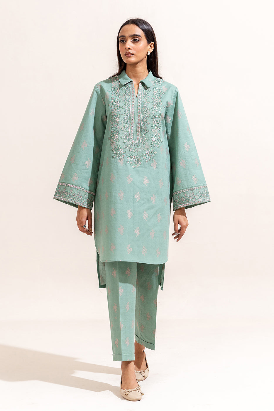 2 PIECE EMBROIDERED SELF JACQUARD SUIT-AQUA GLOOM (UNSTITCHED)