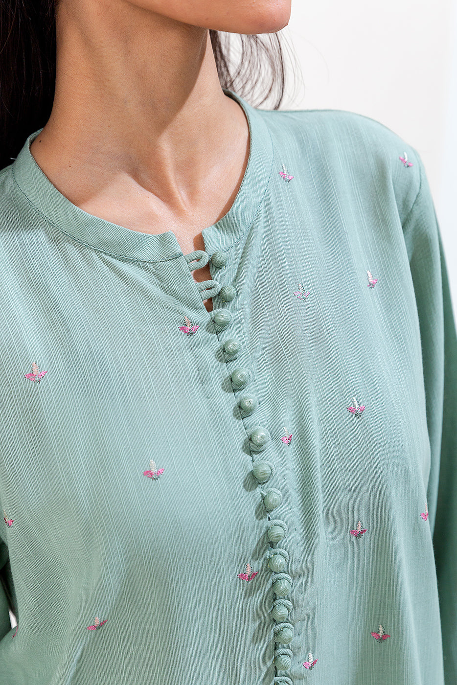 3 PIECE EMBROIDERED KHADDAR SUIT-MINT AURA (UNSTITCHED)