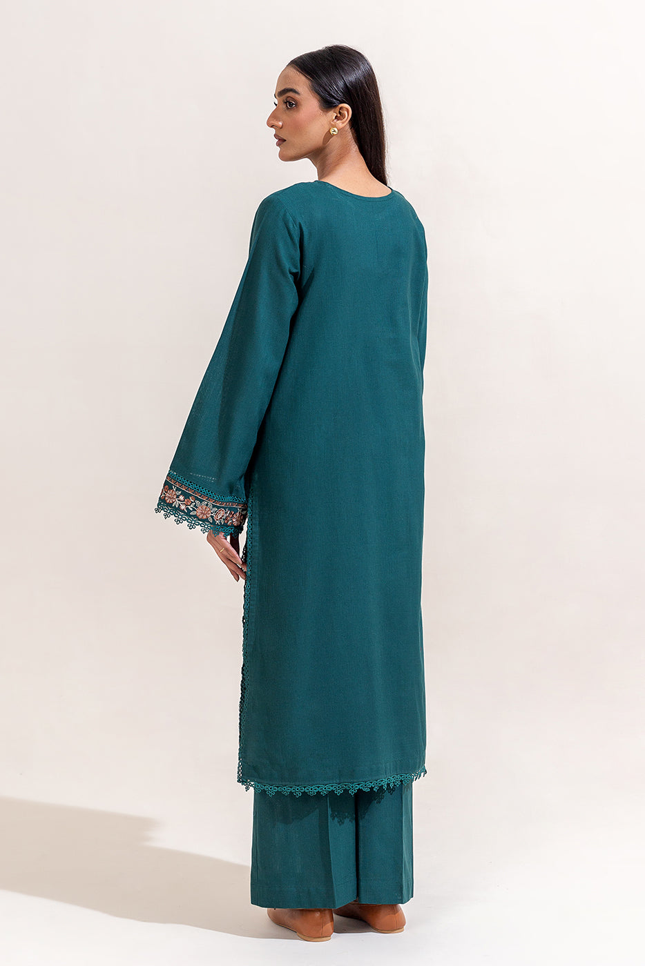 2 PIECE EMBROIDERED KHADDAR SUIT-PURSSIAN FOK (UNSTITCHED)