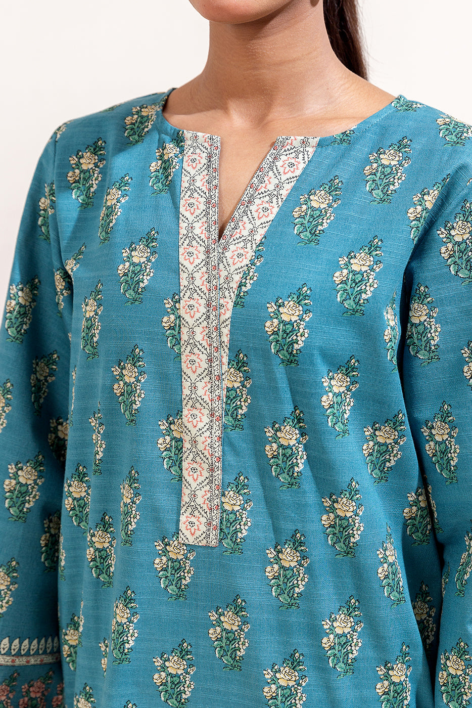 3 PIECE PRINTED KHADDAR SUIT-MEDITERRANIAN TIDE (UNSTITCHED)