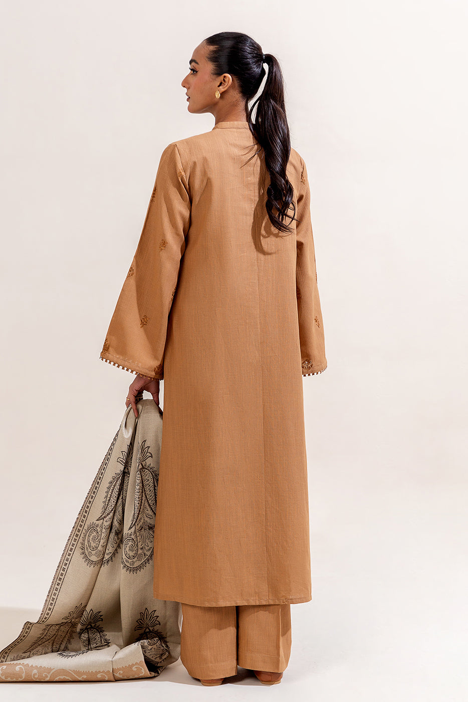 3 PIECE EMBROIDERED KHADDAR SUIT-LINEN BLONDE (UNSTITCHED)