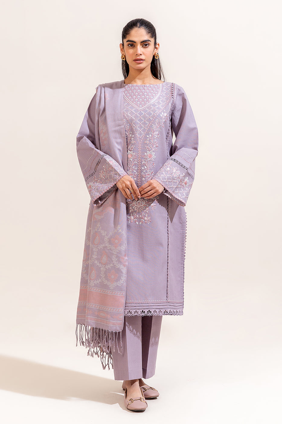 3 PIECE EMBROIDERED KHADDAR SUIT-ASH GRAPHITE (UNSTITCHED)