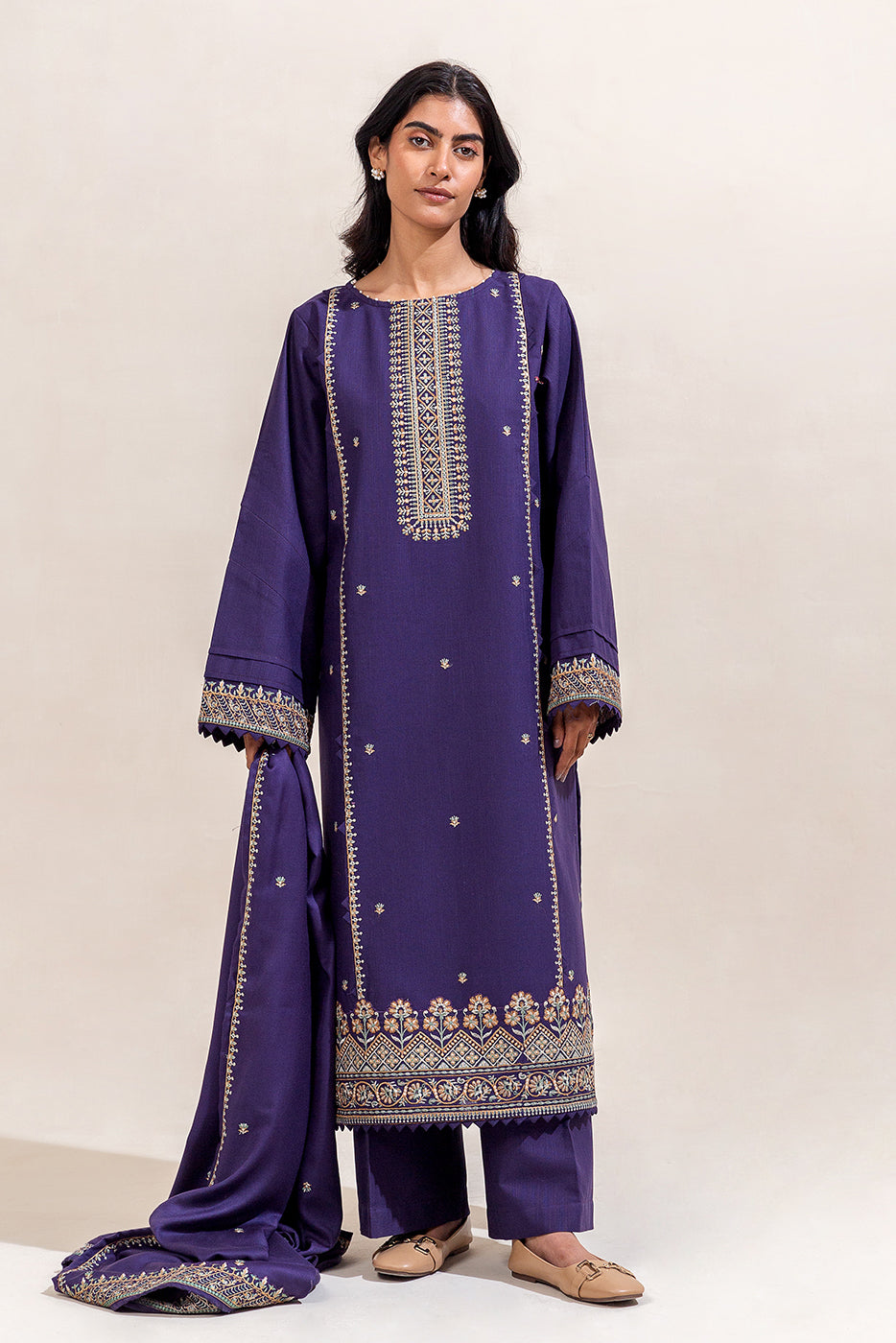 3 PIECE EMBROIDERED KHADDAR SUIT-MAUVE DELICACY (UNSTITCHED)