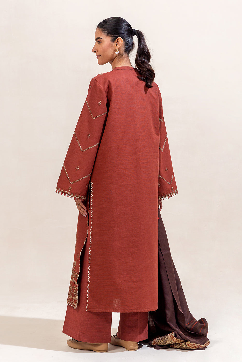 3 PIECE EMBROIDERED KHADDAR SUIT-RUST FOSSIL (UNSTITCHED)