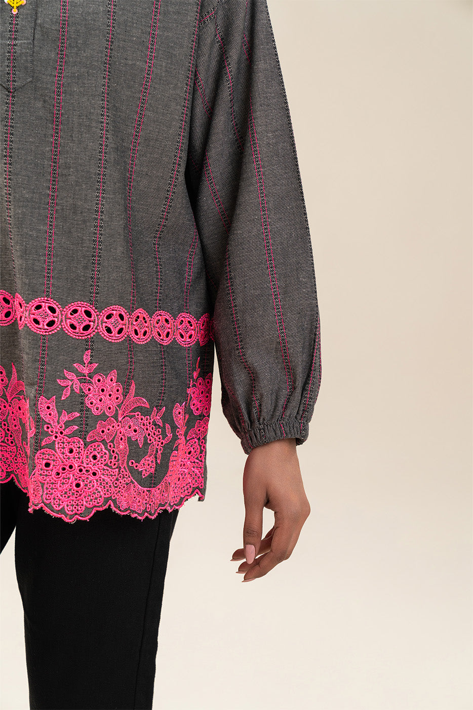 EMBROIDERED DOBBY TOP (PRET)