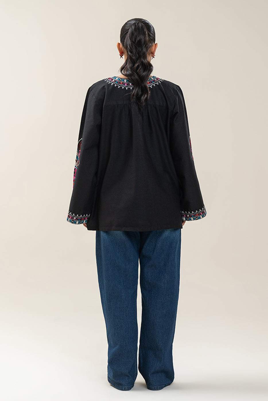 EMBROIDERED SLUB KHADDAR TOP (PRET)