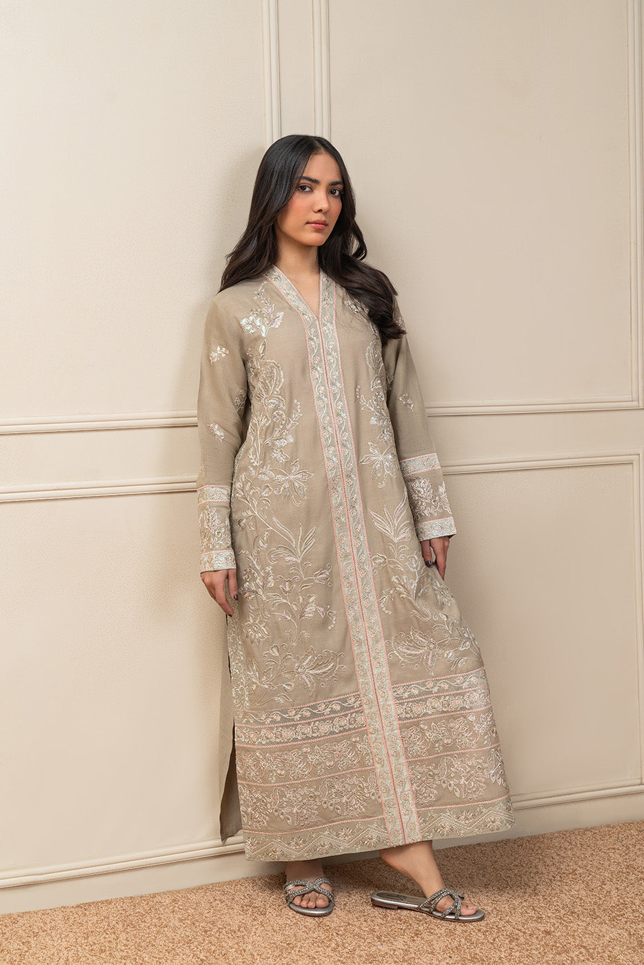 2 PIECE EMBROIDERED RAW SILK SUIT (LUXURY-PRET)