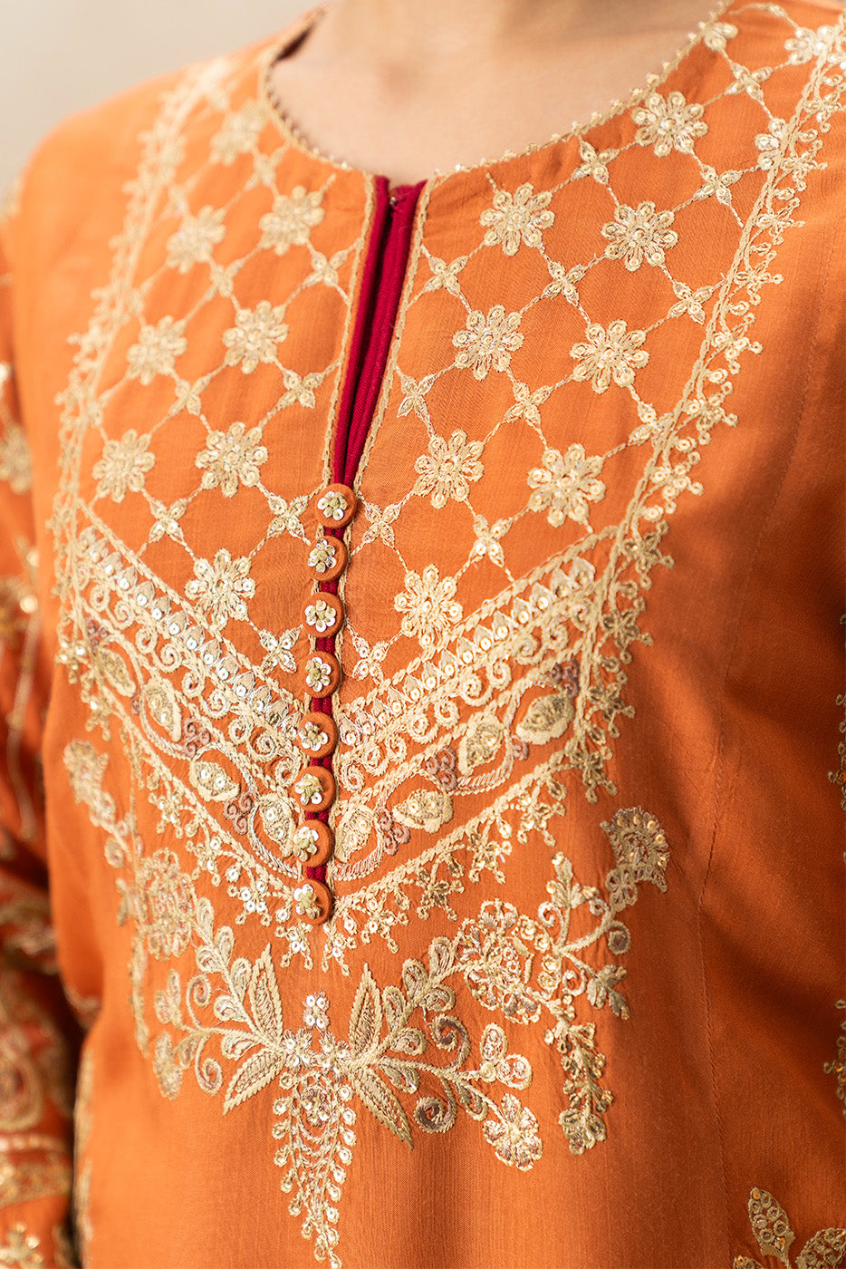 2 PIECE EMBROIDERED RAW SILK SUIT (LUXURY-PRET)