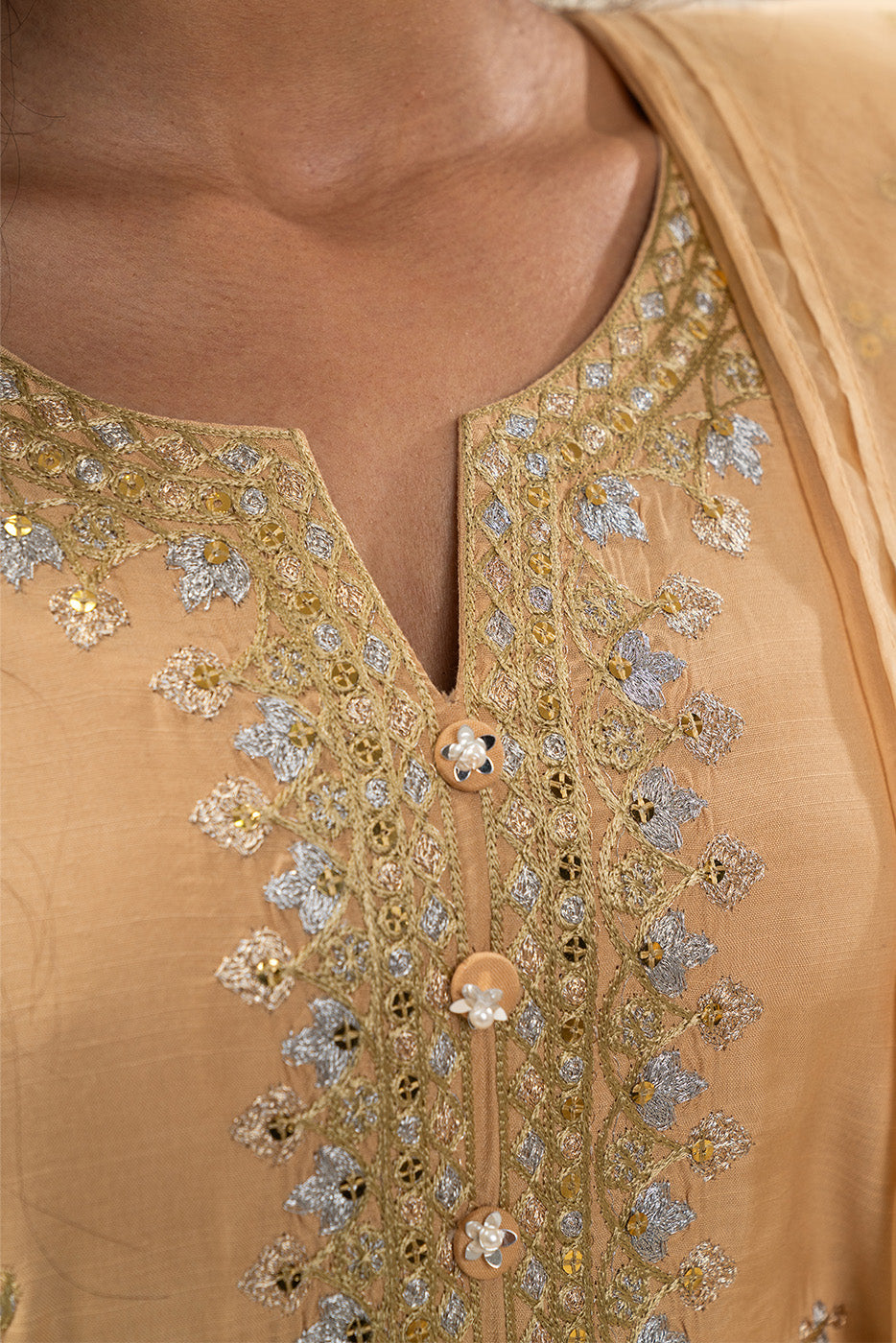 3 PIECE EMBROIDERED RAW SILK SUIT (LUXURY-PRET)