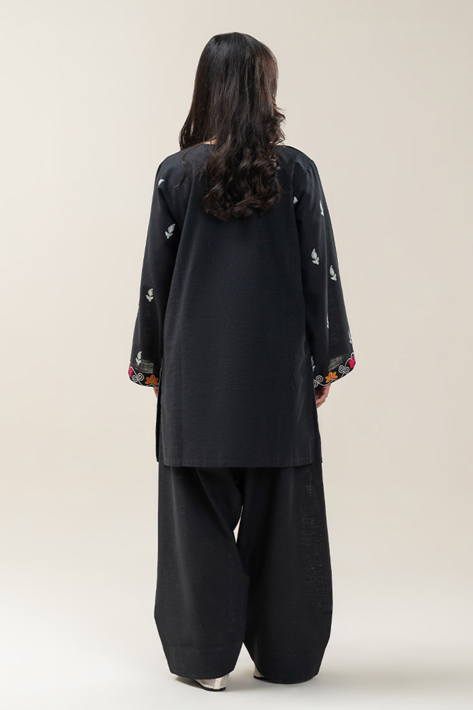 2 PIECE EMBROIDERED TWO WAY SLUB SUIT (PRET)