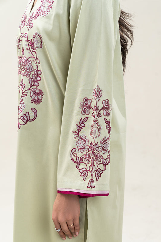 2 PIECE EMBROIDERED CAMBRIC SUIT (PRET)