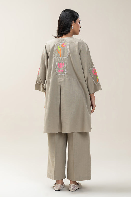 2 PIECE EMBROIDERED DOBBY SUIT (PRET)