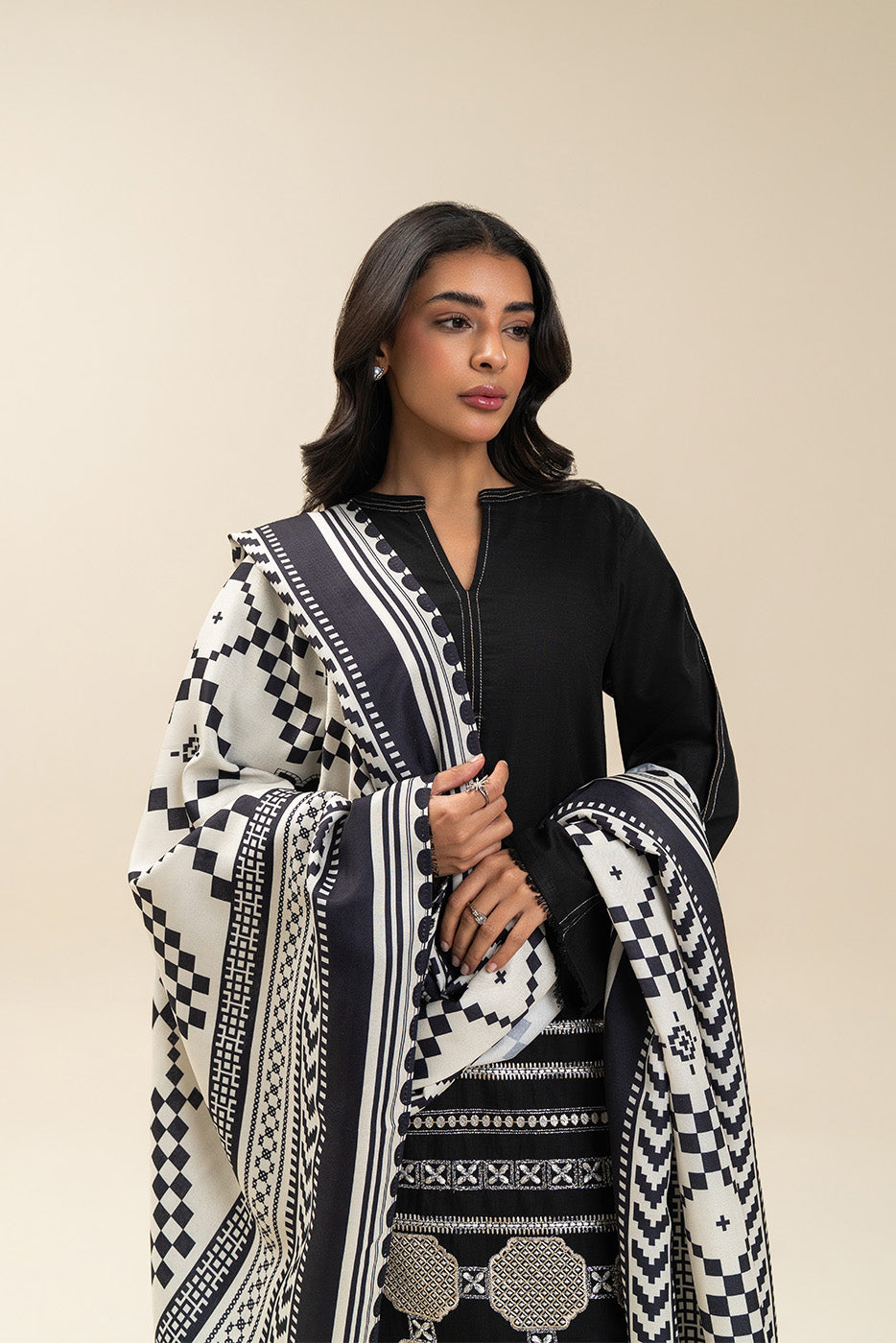 3 PIECE EMBROIDERED KHADDAR SUIT (PRET)