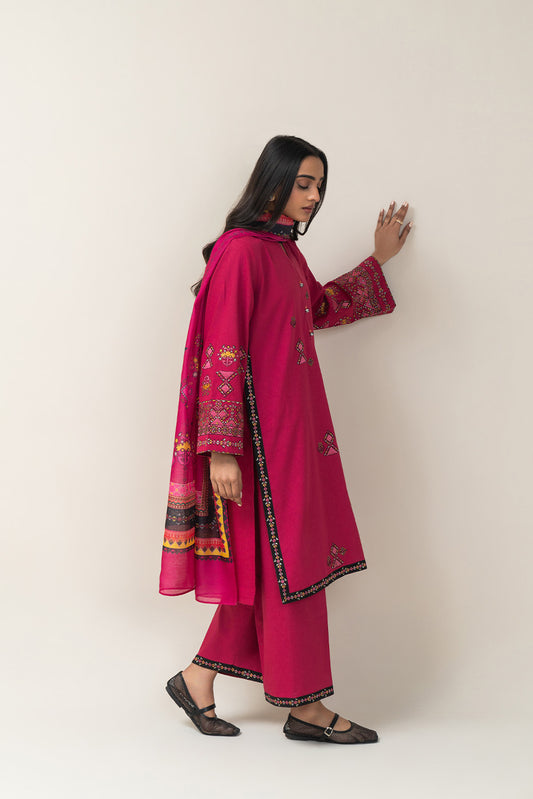 3 PIECE EMBROIDERED KARANDI SUIT (PRET)