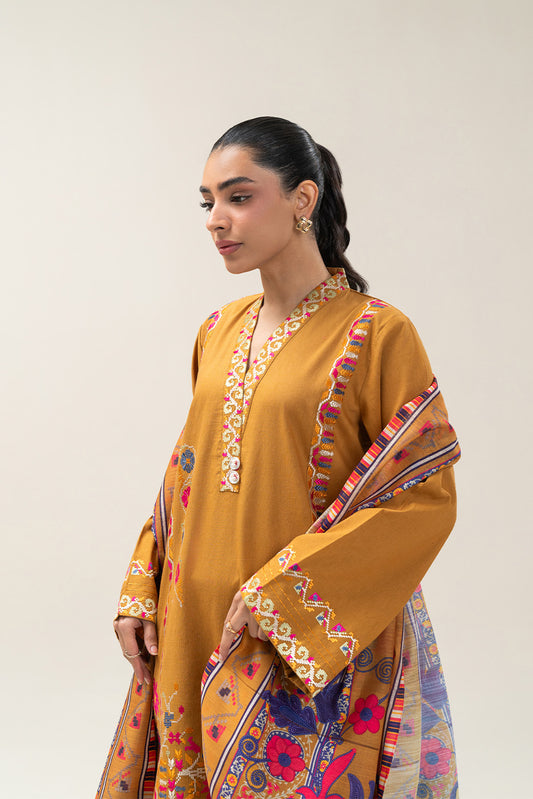 3 PIECE EMBROIDERED KARANDI SUIT (PRET)