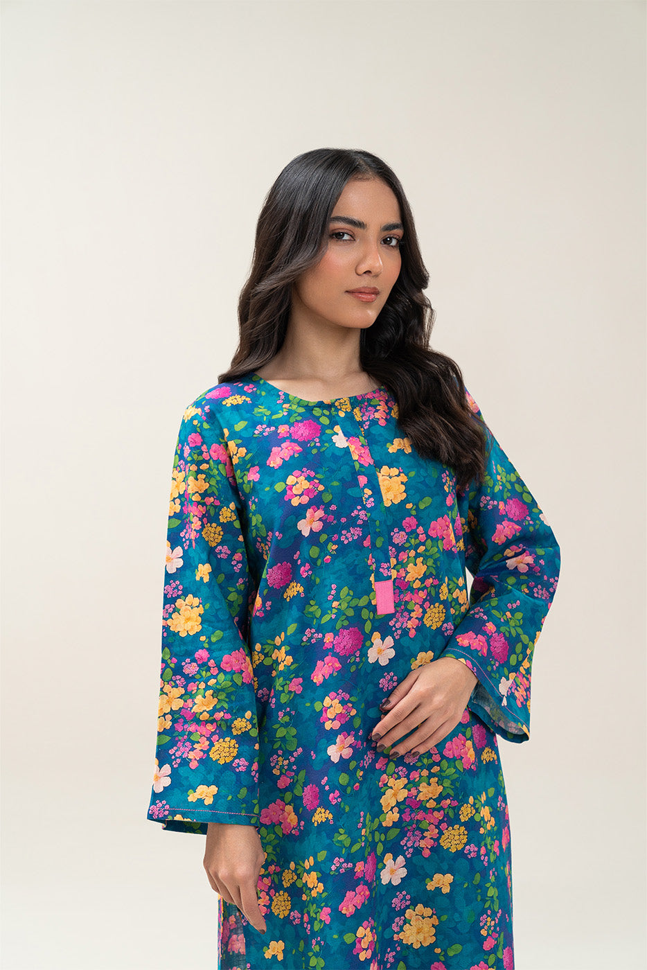 2 PIECE PRINTED KHADDAR SUIT (PRET)