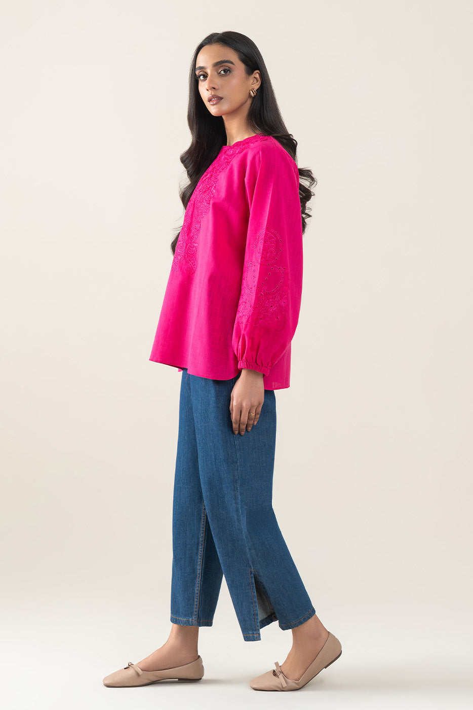 EMBROIDERED TWO WAY SLUB TOP (PRET)