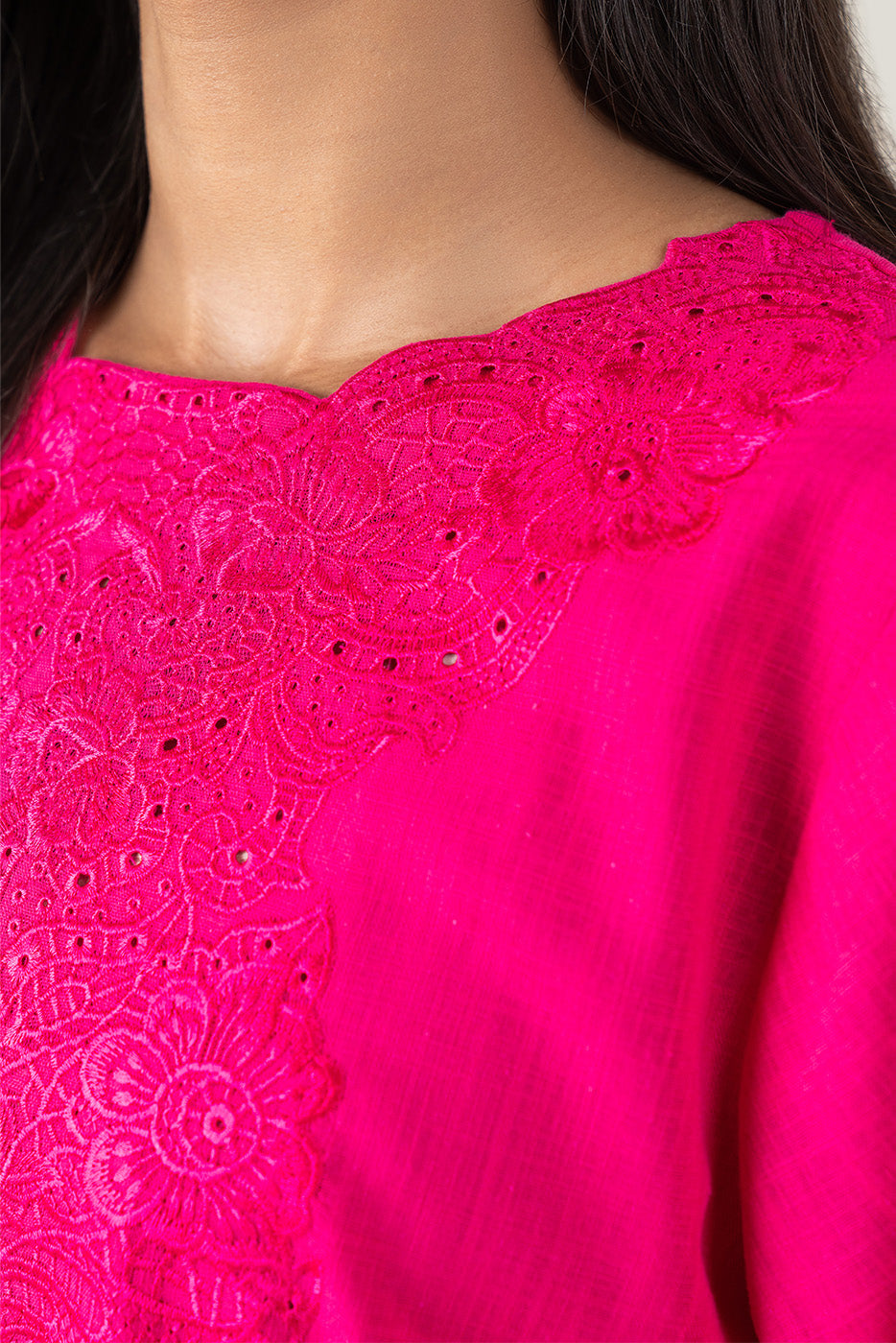 EMBROIDERED TWO WAY SLUB TOP (PRET)