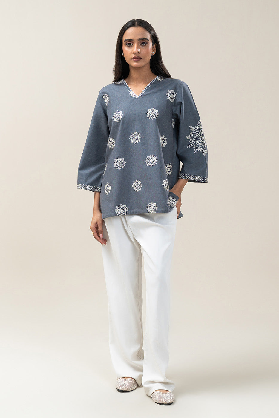 EMBROIDERED MULTI NEPS TOP (PRET)