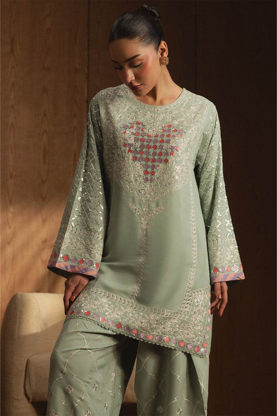 2 PIECE EMBROIDERED RAW SILK SUIT (LUXURY PRET)