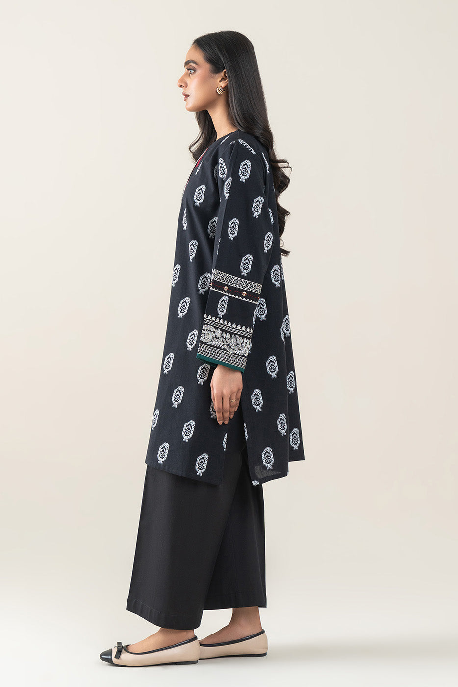 EMBROIDERED JACQUARD SHIRT (PRET)