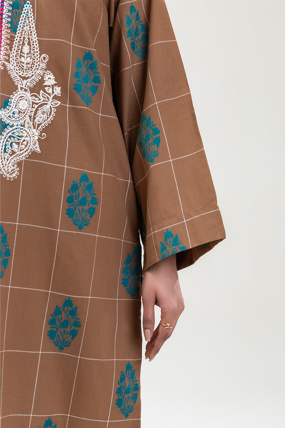 EMBROIDERED JACQUARD SHIRT (PRET)