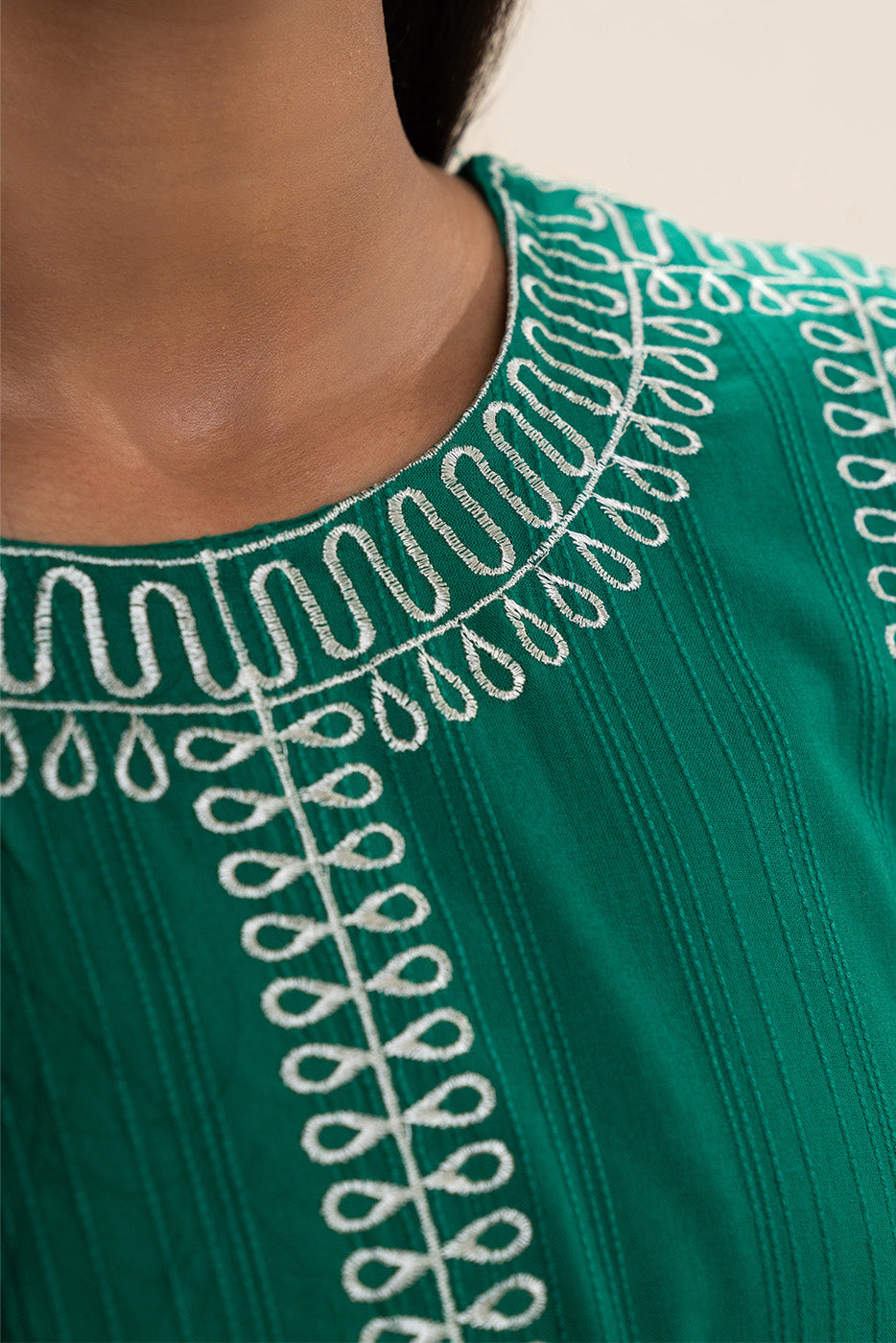 EMBROIDERED DORIA SHIRT (PRET)