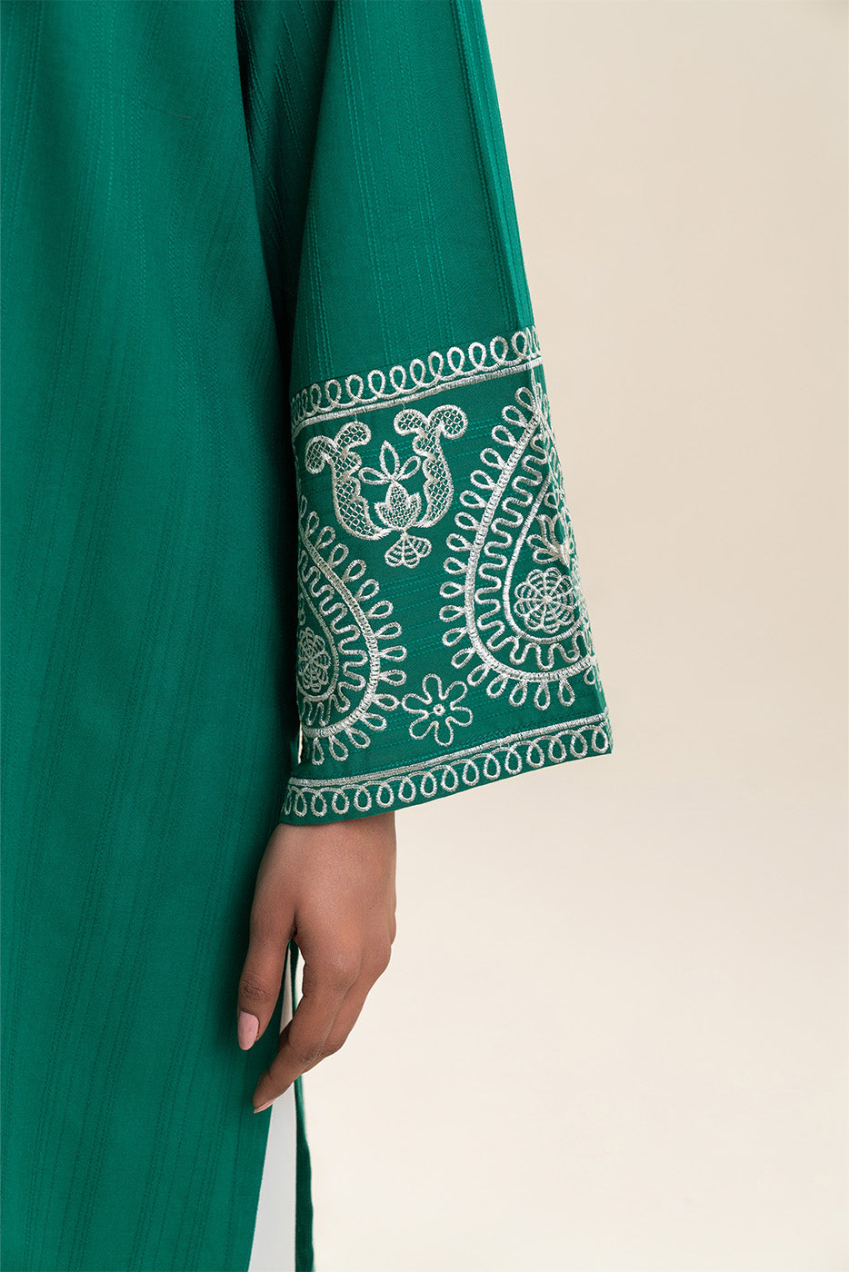 EMBROIDERED DORIA SHIRT (PRET)