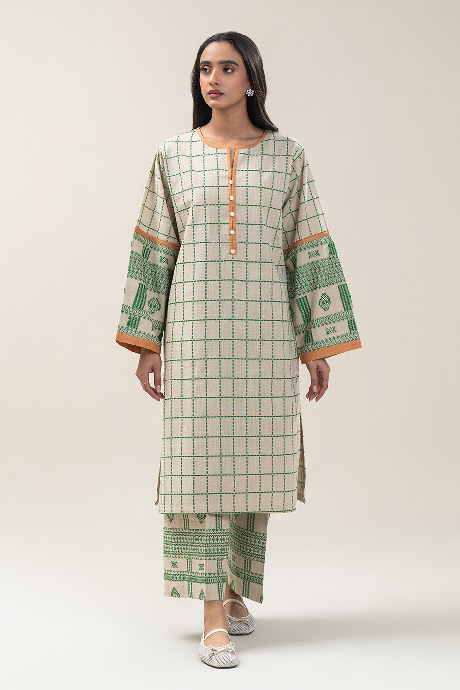 2 PIECE BASIC KHADDAR JACQUARD SUIT (PRET)
