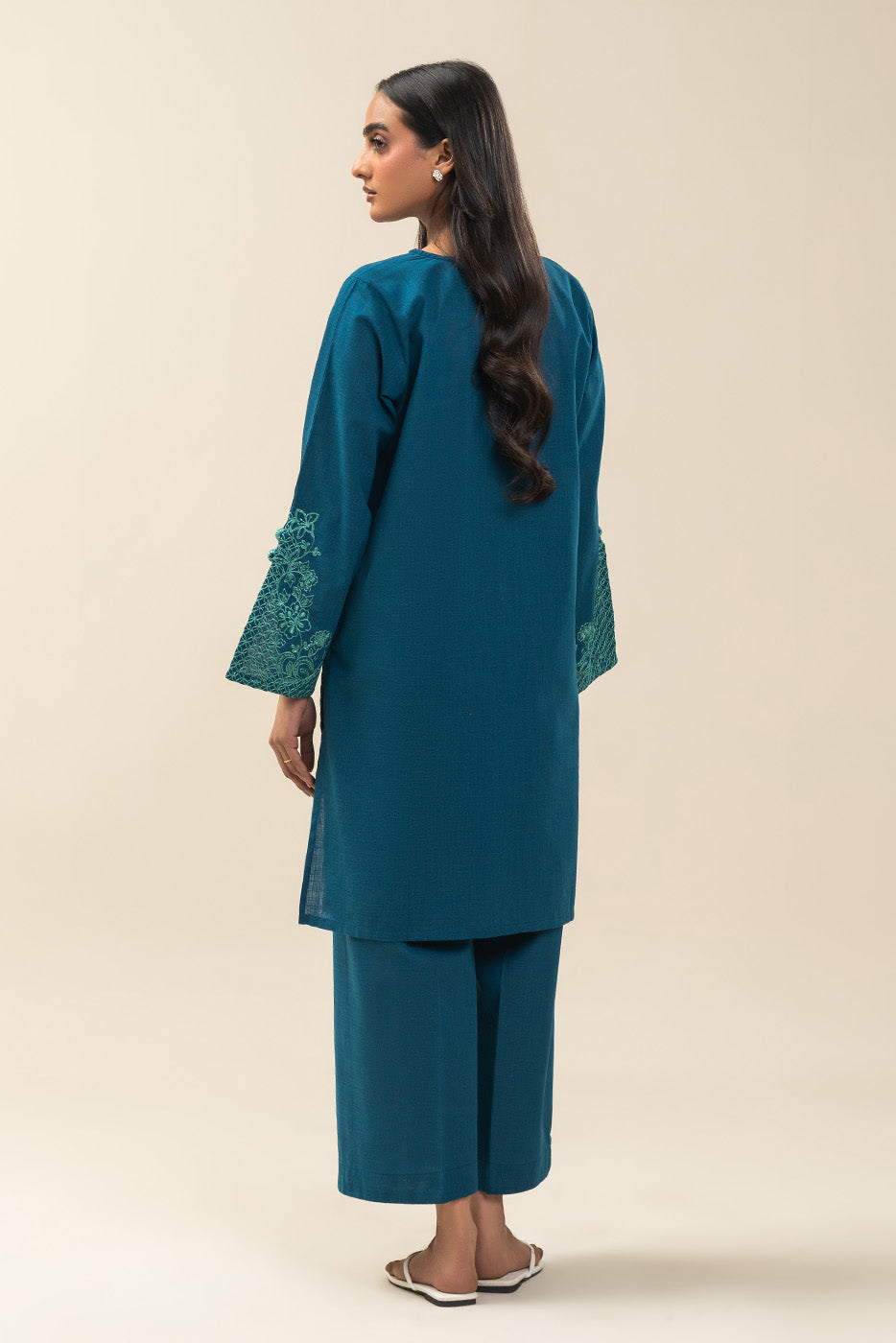 EMBROIDERED TWO WAY SLUB SHIRT (PRET)