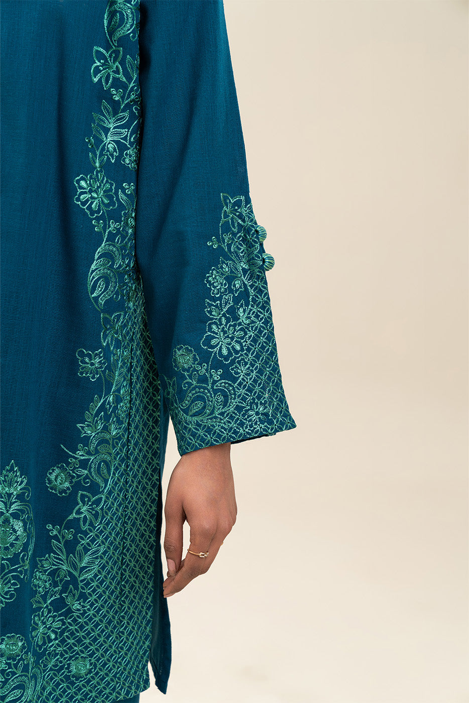 EMBROIDERED TWO WAY SLUB SHIRT (PRET)