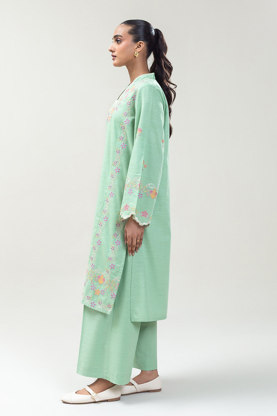 2 PIECE EMBROIDERED SLUB KHADDAR SUIT (PRET)